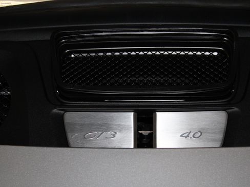 Used 2018 Porsche 911 GT3 image 53