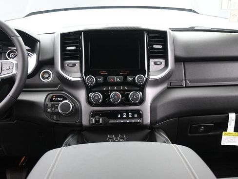 New 2025 RAM 1500 Big Horn image 25