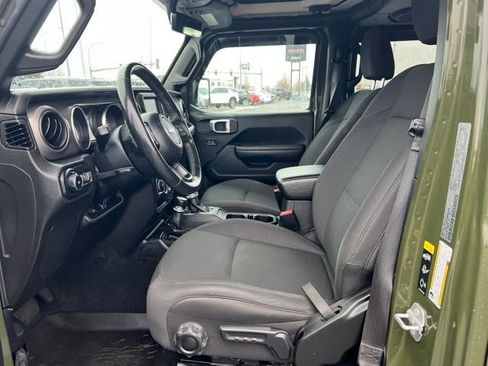 Used 2022 Jeep Wrangler Unlimited Willys image 10