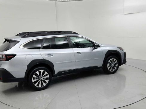Certified 2025 Subaru Outback Limited w/ Popular Package #2 AWD/4WD image 11