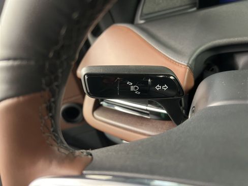 Used 2025 Lincoln Navigator Reserve image 23