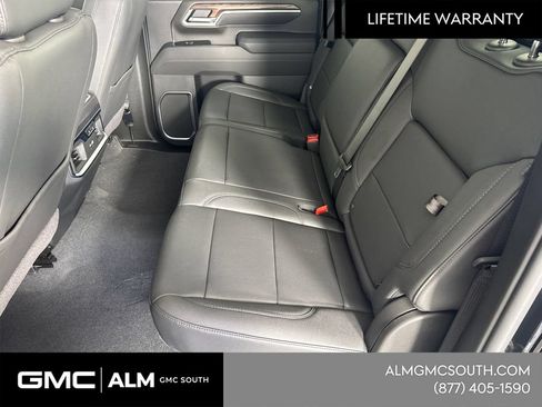 New 2026 GMC Sierra 2500 SLT w/ SLT Premium Package AWD/4WD image 22