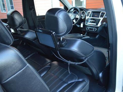 Used 2014 Mercedes-Benz GL 450 GL 450 4MATIC AWD 4dr SUV image 53