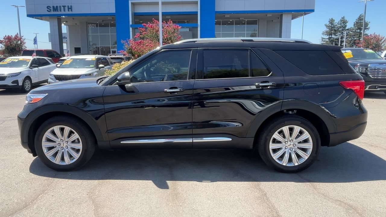 Used 2024 Ford Explorer Limited w/ Equipment Group 301A AWD/4WD image 4