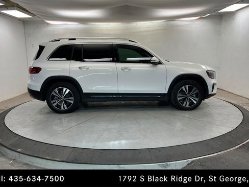 Certified 2026 Mercedes-Benz GLB 250 4MATIC image 6