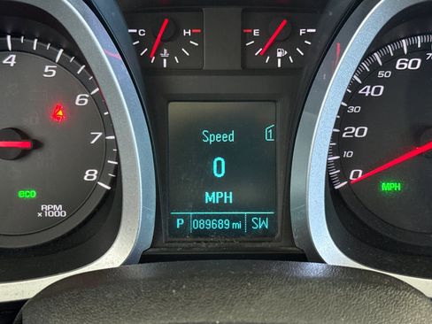 Used 2012 Chevrolet Equinox LT w/ Driver Convenience Package FWD image 23
