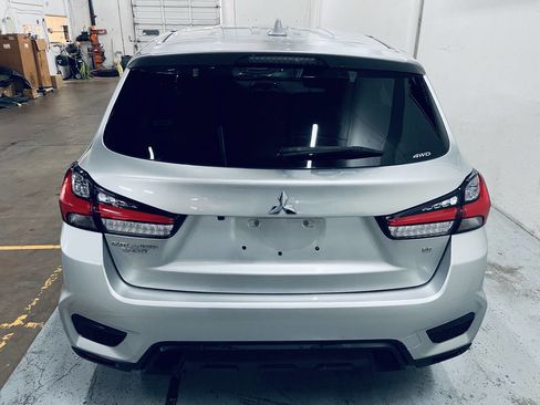 Used 2020 Mitsubishi Outlander Sport SE AWD/4WD image 7