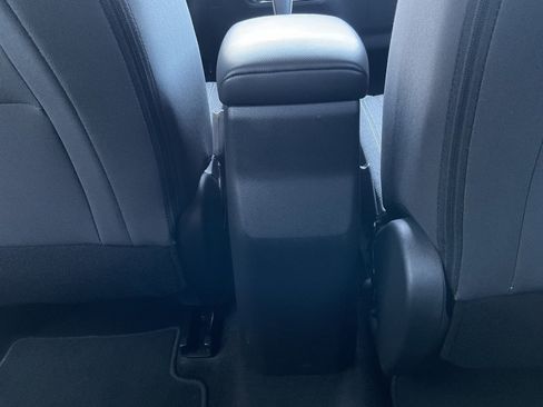 Used 2025 Nissan Kicks SV image 19