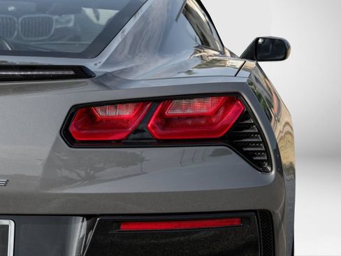Used 2016 Chevrolet Corvette Stingray Coupe RWD image 51
