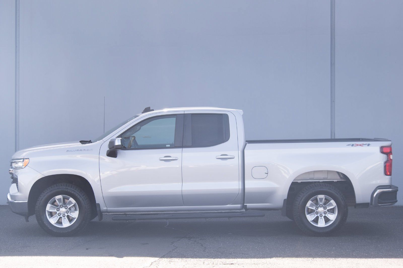 Used 2022 Chevrolet Silverado 1500 LT w/ Work Truck Package AWD/4WD image 26