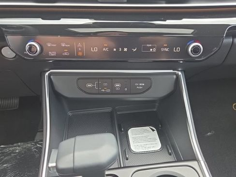 New 2027 Kia Carnival SX Prestige FWD image 43