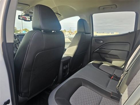 Used 2021 Chevrolet Colorado Z71 w/ Safety Package image 12