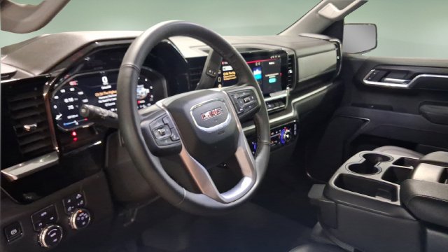 Used 2026 GMC Sierra 1500 SLT AWD/4WD image 28