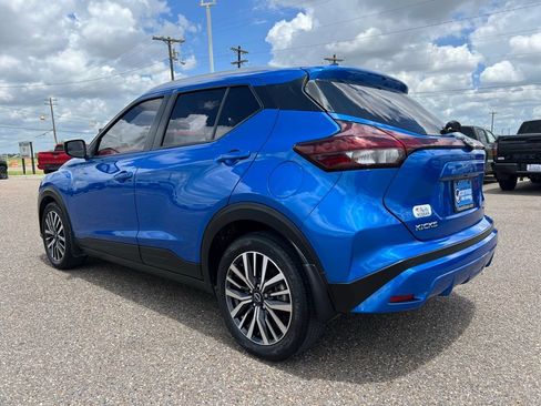 Certified 2023 Nissan Kicks SV FWD image 5