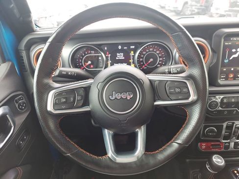 Used 2021 Jeep Gladiator Mojave image 16