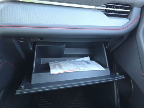 Used 2025 Ford Explorer ST image 32