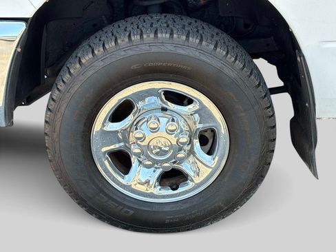 Used 2010 Dodge Ram 2500 Truck SLT AWD/4WD image 15