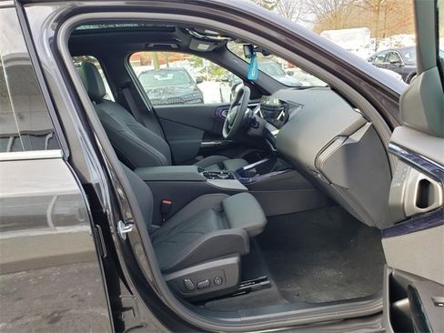 New 2026 BMW X3 xDrive30 w/ Premium Package image 17