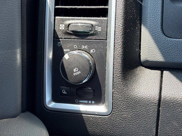 Used 2019 RAM 1500 Warlock AWD/4WD image 33