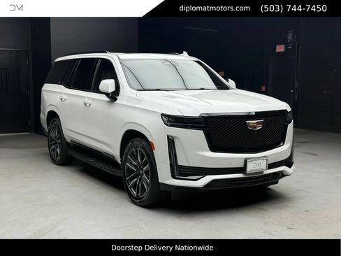 Used 2022 Cadillac Escalade Sport w/ Touring Package image 9