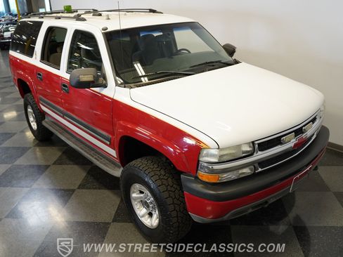Used 2004 Chevrolet Suburban 2500 AWD/4WD image 36