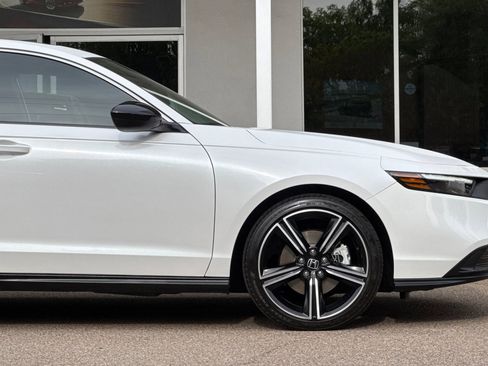 Used 2025 Honda Accord Sport image 24