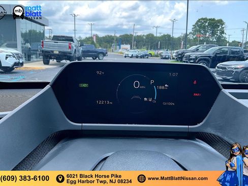 Used 2025 Toyota bZ4X AWD w/ Weather Package image 20