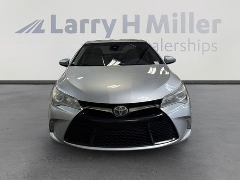 Used 2015 Toyota Camry XSE w/ Moonroof Package FWD image 8