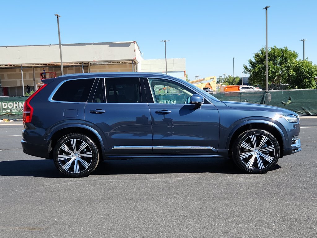 Used 2023 Volvo XC90 T8 Ultimate AWD/4WD image 2