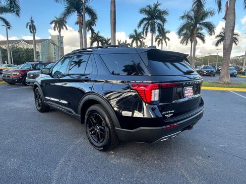 New 2026 Ford Explorer Active w/ Active Comfort Package image 6