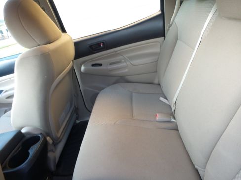 Used 2013 Toyota Tacoma PreRunner w/ SR5 Pkg RWD image 73