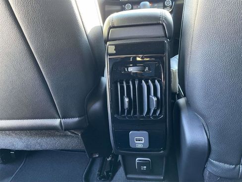 New 2026 Jeep Compass Latitude image 63