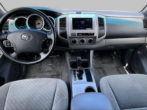 Used 2010 Toyota Tacoma PreRunner RWD image 15
