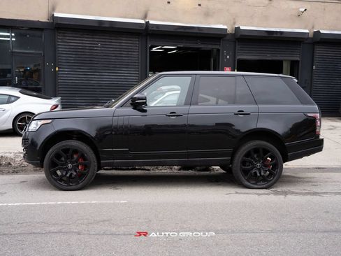 Used 2015 Land Rover Range Rover Supercharged AWD/4WD image 4