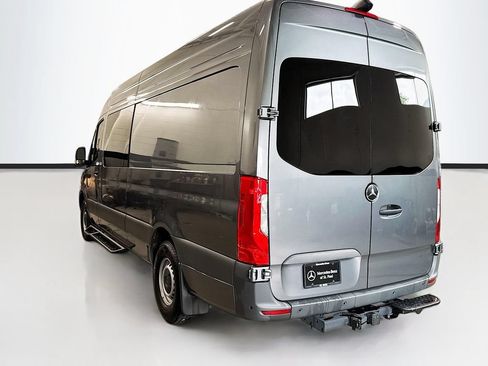 Used 2024 Mercedes-Benz Sprinter 2500 image 7