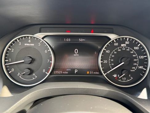 Used 2021 Nissan Rogue SV image 19