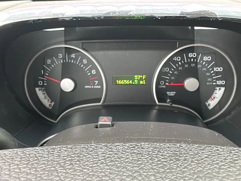 Used 2010 Ford Explorer XLT image 27