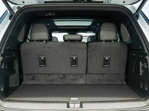 New 2026 Buick Enclave Sport Touring w/ Power Package image 8