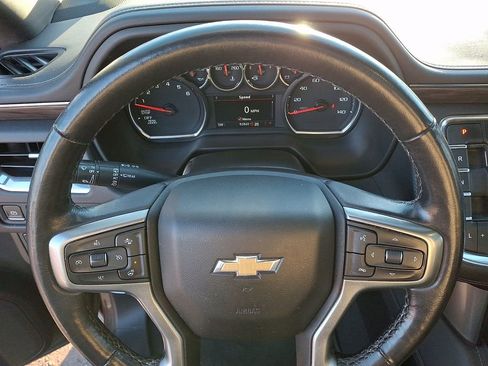 Used 2021 Chevrolet Tahoe LT w/ LT Signature Package image 21