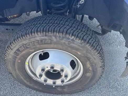 Used 2025 Ford F350 XLT w/ 360-Degree Camera Package AWD/4WD image 14