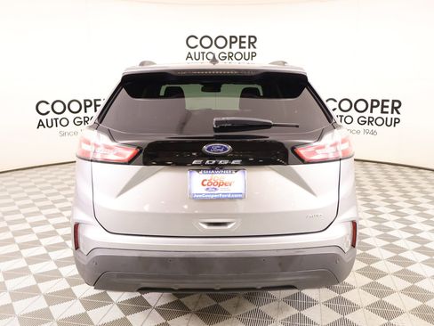 Used 2022 Ford Edge SE image 20