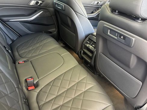 Certified 2023 BMW X5 xDrive40i w/ Premium Package AWD/4WD image 30