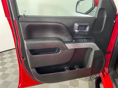 Used 2018 Chevrolet Silverado 1500 LT w/ All Star Edition image 14