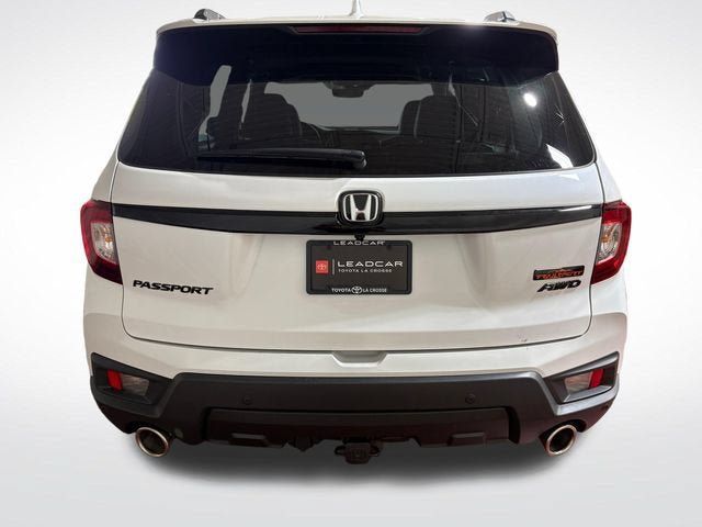Used 2024 Honda Passport TrailSport image 4