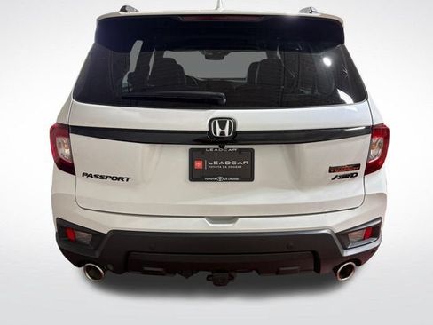 Used 2024 Honda Passport TrailSport image 4