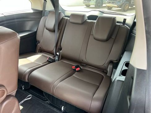 Used 2025 Honda Odyssey Touring image 14