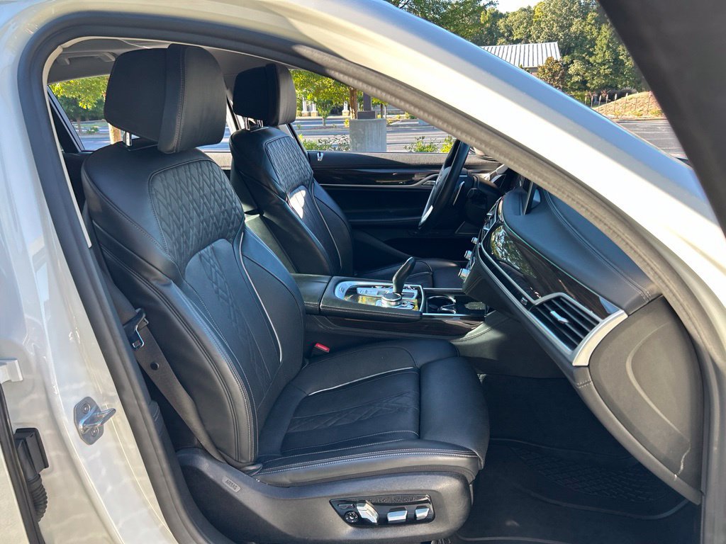 Used 2020 BMW 740i RWD image 53