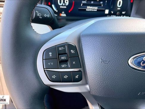 New 2026 Ford Explorer Active w/ Active Comfort Package image 19