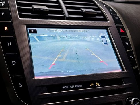 Used 2018 Lincoln MKZ Reserve w/ Luxury Package image 31