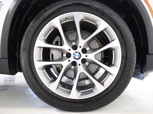 Used 2024 BMW X5 xDrive40i w/ Premium Package AWD/4WD image 83